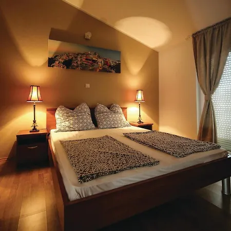 Nyaraló Okrug Gornji 73 With Outdoor Swimmingpool Trogir